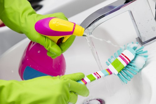 Move out cleaning checklist and property handover preparation in Bayswater